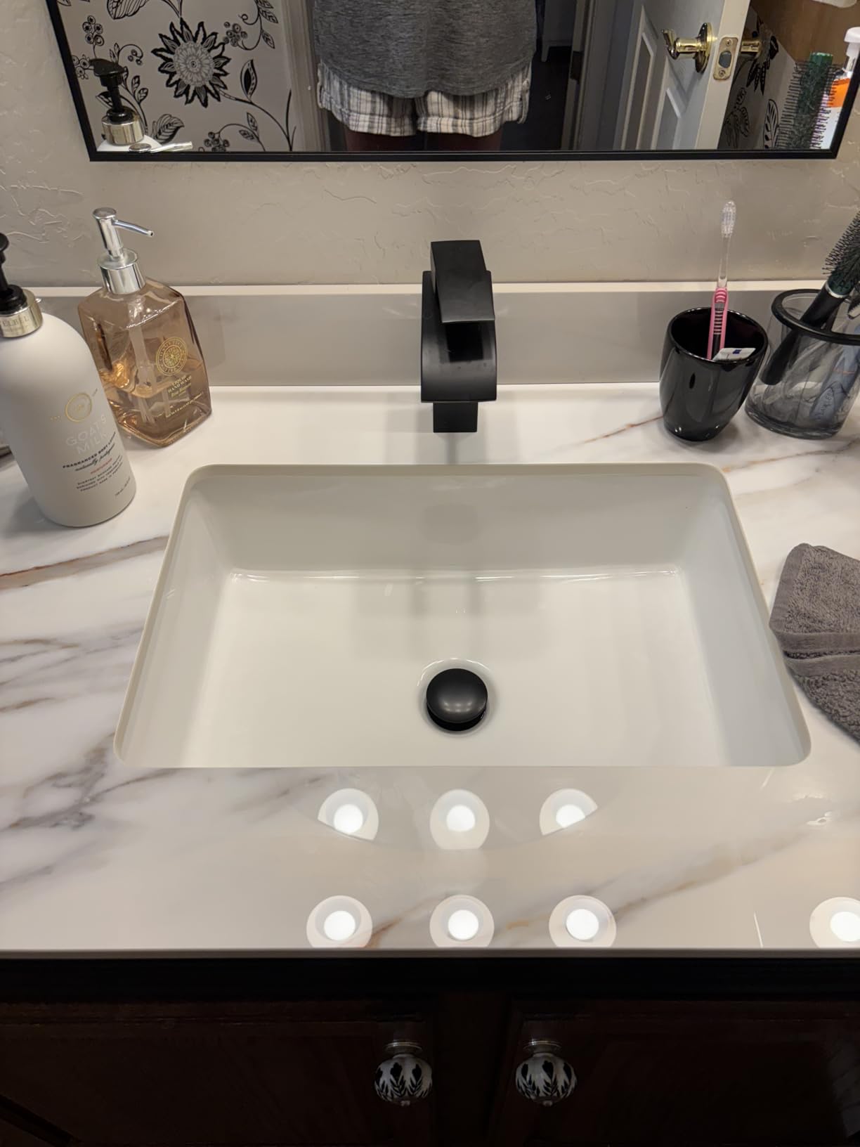 Marble Vanity Top, Bathroom Vanity Top with Undermount Rectangular Middle Sink and 4