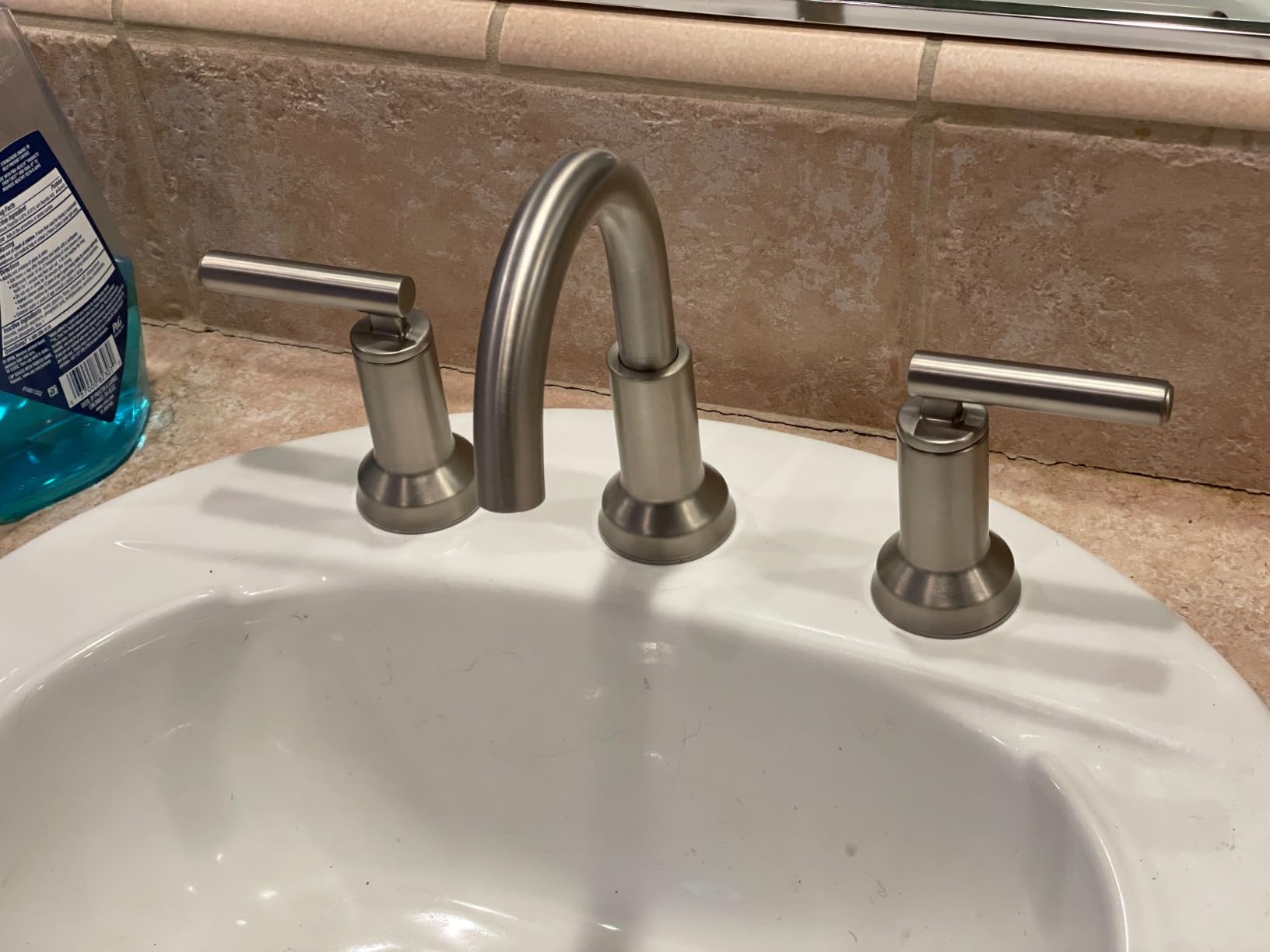 Pfister Capistrano Brushed Gold Bathroom Sink Faucet Widespread 3 Hole Double Handle NSF Certified Push & Seal Drain TiteSeal Mounting Technology Vanity Faucet LF049CSOBG customer photo 1