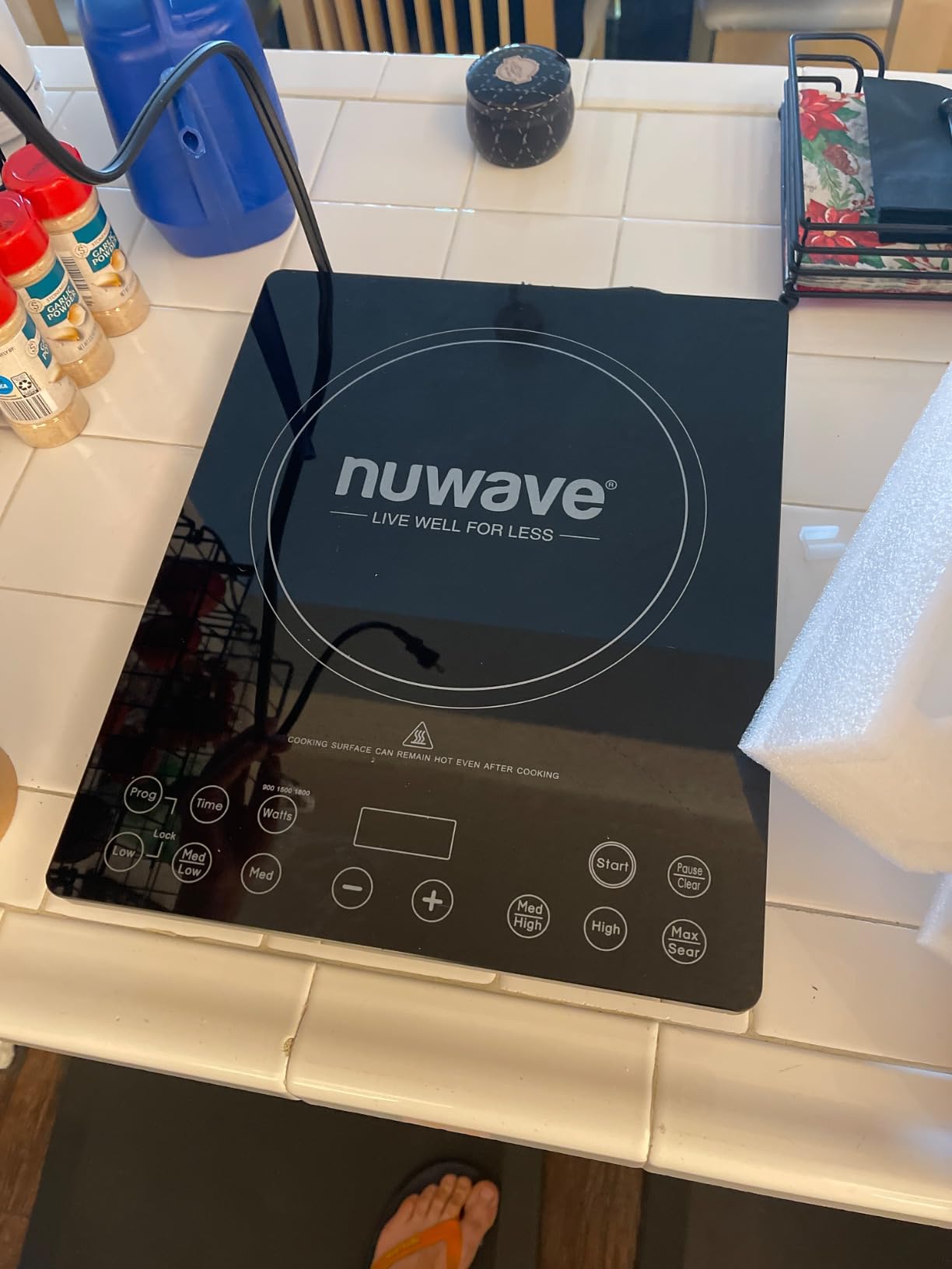 Nuwave Portable Induction Cooktop, NSF-Certified Single Electric Burner, 94 Precise Temp Range, Large 8