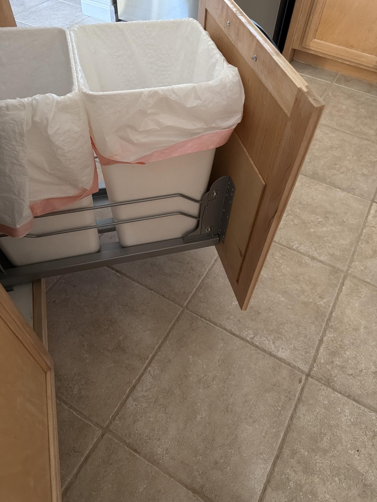 Insputer Double 40QT Pull Out Trash Can Under Cabinet, Heavy Duty Under Sink Garbage Bin Kit with Soft-Close Slides for Kitchen, Laundry, Requires Minimum Cabinets Opening 18