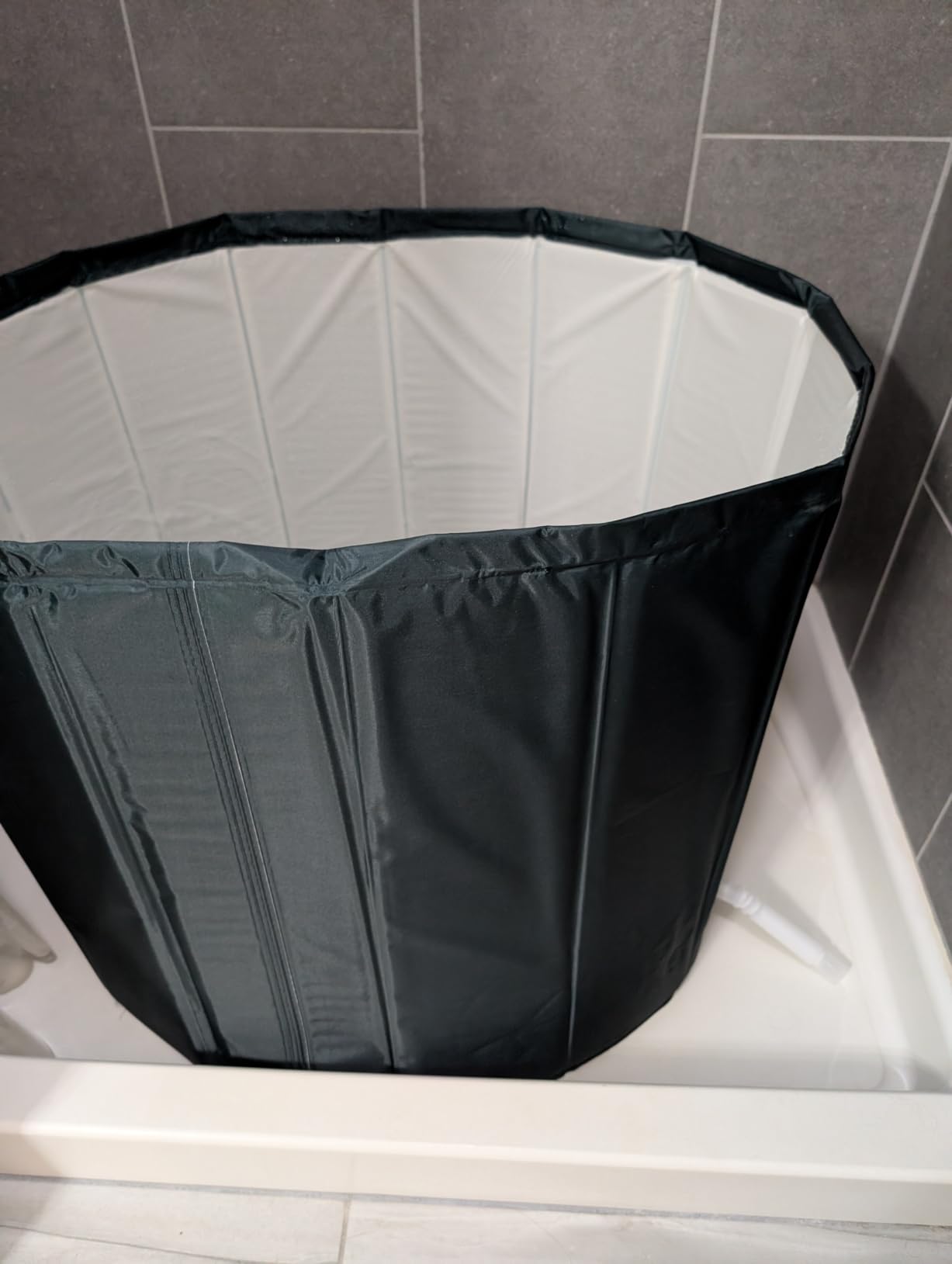 Portable Bath Tub for Adults - Large 88 Gal Foldable Soaking Bathtub for Hot SPA and Ice Bath, Ideal for Fast Muscle Recovery, Cold Water Therapy - No Installation customer photo 2