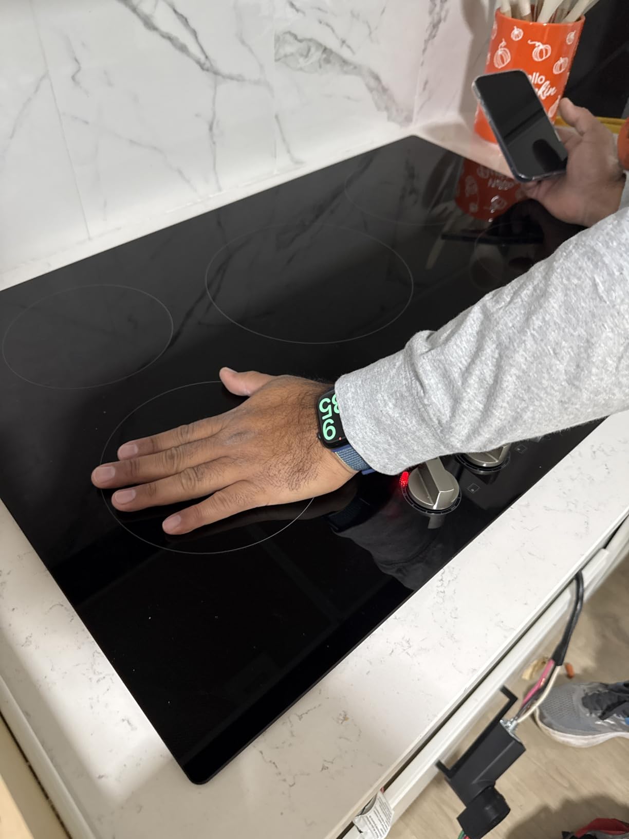 VEVOR SK-92IHA36CK04 9200W Electric Countertop Burner Knob Control Stove, Built-in Induction Cooktop with 12 Temperature Settings, Glass Surface, Auto Shut-Off, 36in 5 Burners/220V, Black customer photo 2