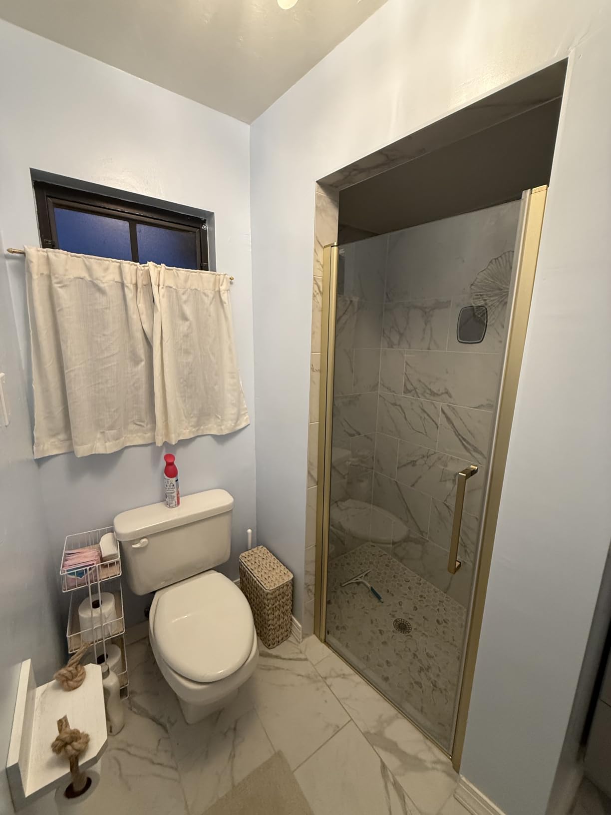 ENSO SENKA Frameless Pivot Shower Door 32.8-34