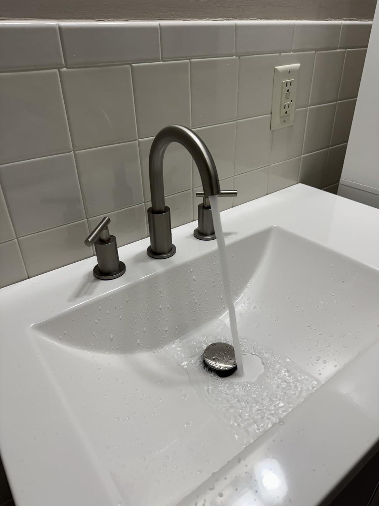 FORIOUS Black Bathroom Faucet 3 Hole, 8 Inch Matte Black Bathroom Sink Faucet Widespread with 360° Swivel Spout, Suitable for 6-12 Inch Vanity Sink, with Pop-up Drain and cUPC Supply Line customer photo 1