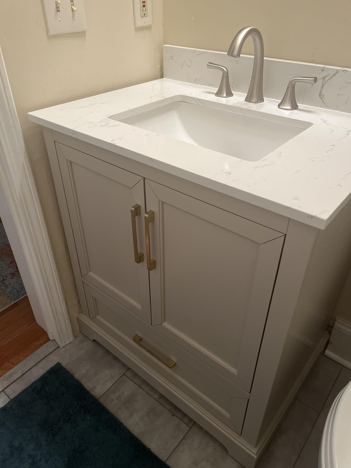 48 Inch Bathroom Vanity with Sink Combo, Solid Wood Frame with Stone Top & Backsplash, Fully-Assembled with Soft-Closing Doors & 7 Drawers, Greige customer photo 2