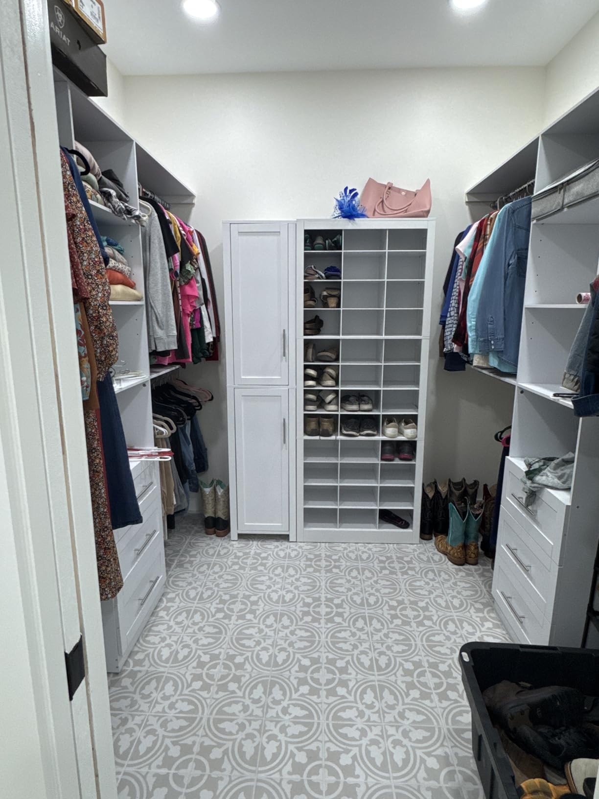 Crosley Furniture Savannah Linen Storage Cabinet, Laundry Room, Bathroom Organizer with Shelves, White customer photo 1
