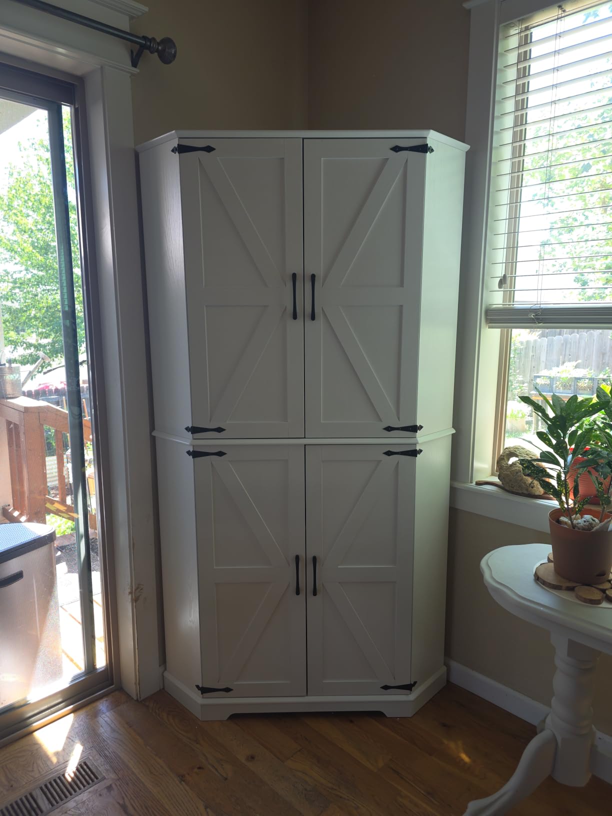 IRONCK Corner Cabinet 72