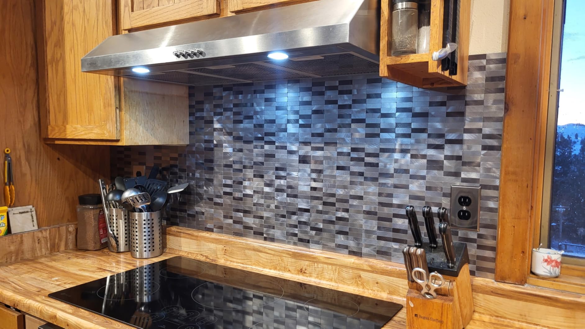 36 Inch Under Cabinet Range Hood | 700 CFM Stainless Steel | Convertible Ducted/Ductless Range Vent | Washable Grease Filters | 3 Speed Fan | LED Lighting | Includes Charcoal Filters customer photo 2