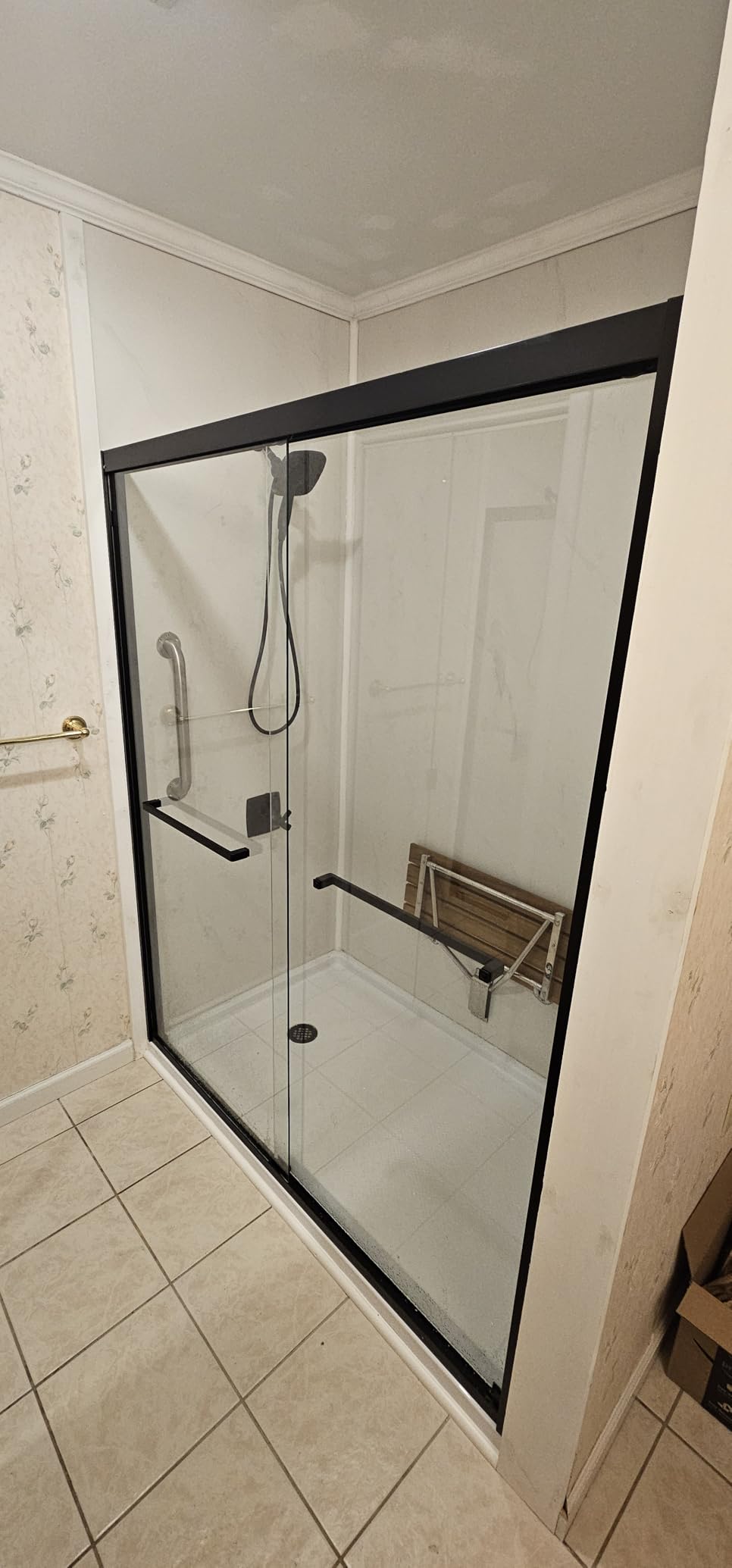 WOODBRIDGE Solid Surface 60