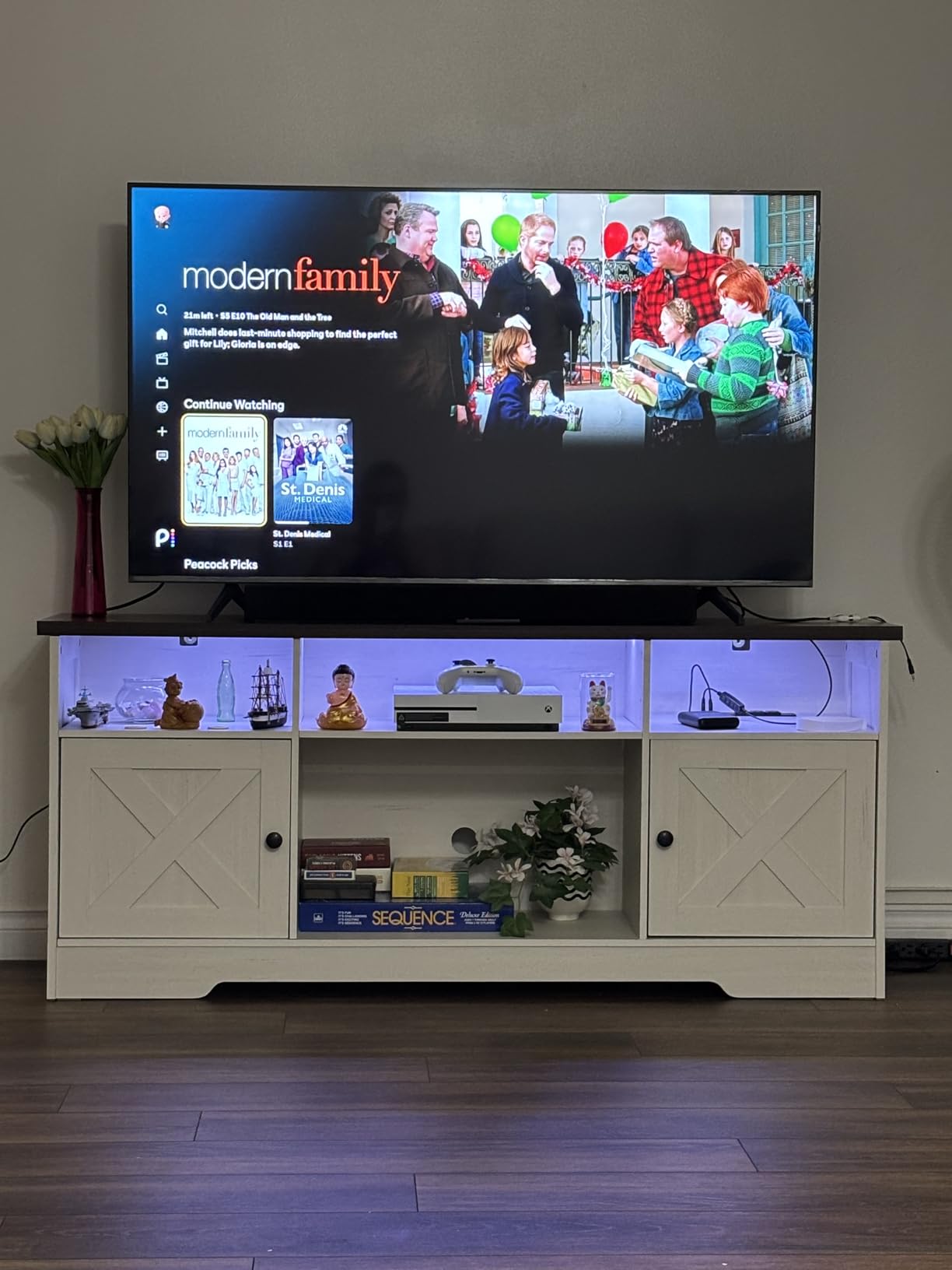 Casaottima TV Stand for 65 Inch TV, Farmhouse Entertainment Center with Power Outlet & LED Light and Storage Cabinets, Console Table and Media Furniture for Living Room Bedroom, White customer photo 1