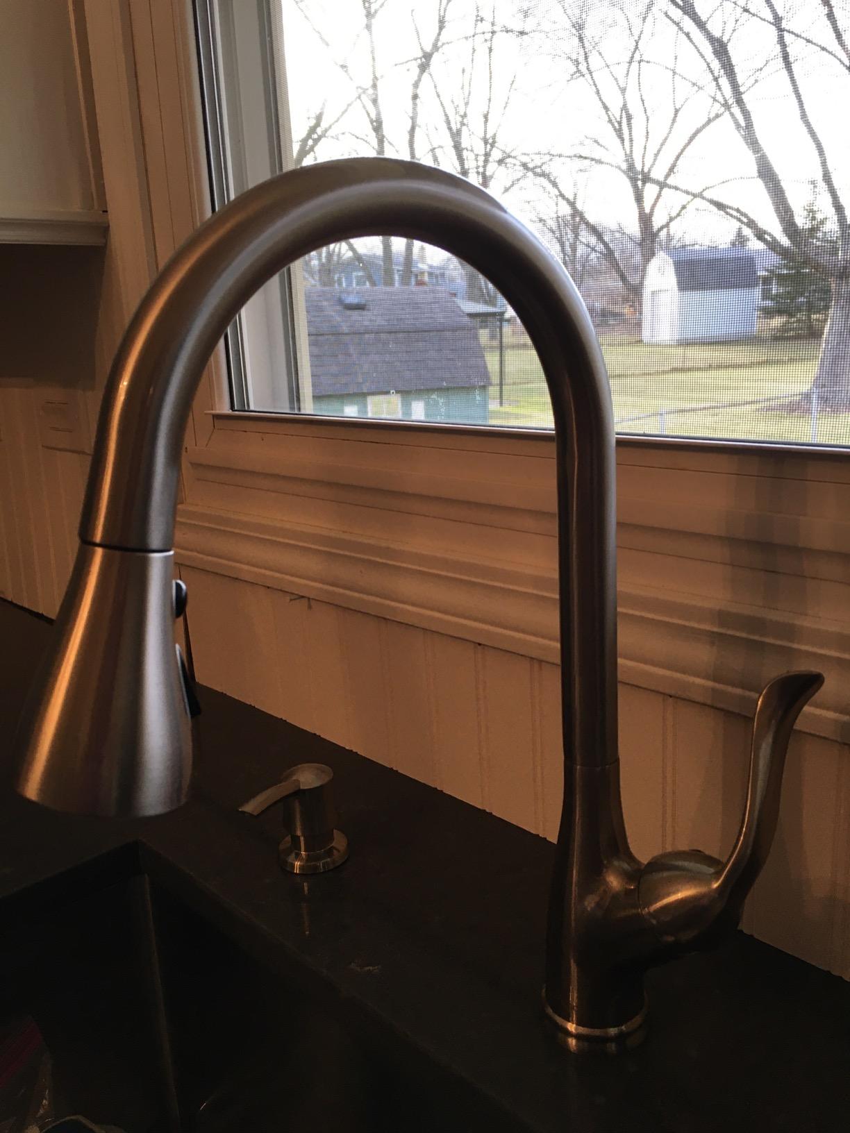 APPASO Black Kitchen Faucet with Pull Down Sprayer, Heavy Duty, 360° Swivel, One Hole Single Handle High Arc Matte Black Modern Faucet for 1 or 3 Holes Kitchen Farmhouse Outdoor Sink, Easy to Install customer photo 2