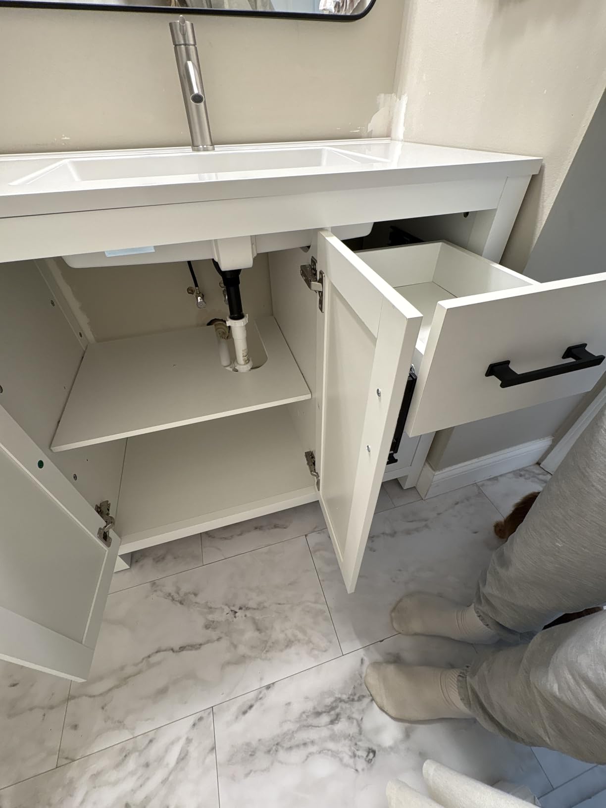 36 Inch Bathroom Vanity with Sink, Black Single Sink Bathroom Vanity with Integral Top, Modern Bathroom Sink Cabinet with Soft-Closing Doors & Drawers, Adjustable Feet customer photo 2