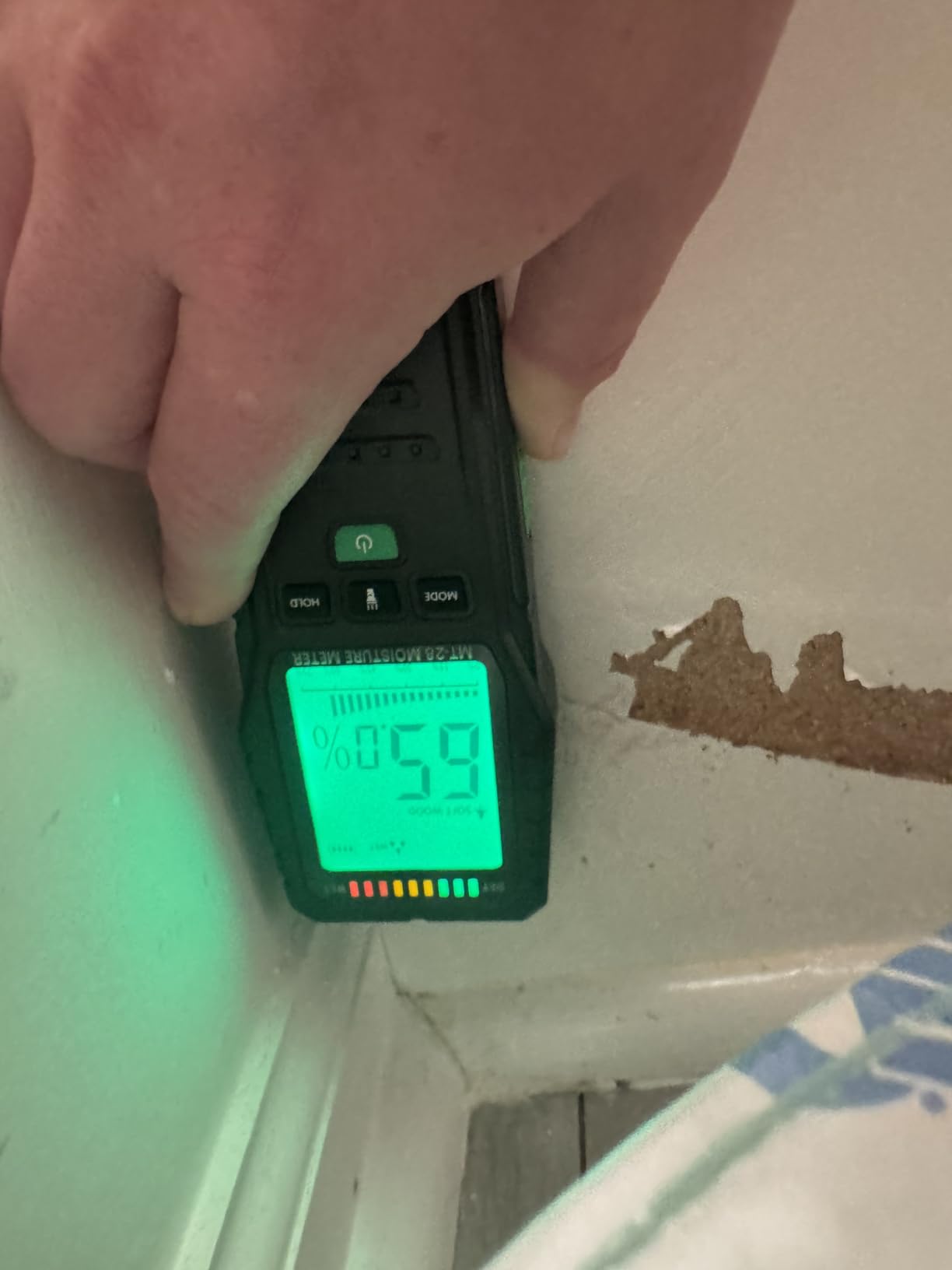 Pinless & Pin-Type Moisture Meter for Wood, Drywall & Concrete - Digital Moisture Tester Audible Alarm & HOLD Function - Ideal for Firewood, Lumber, Home Inspections customer photo 1