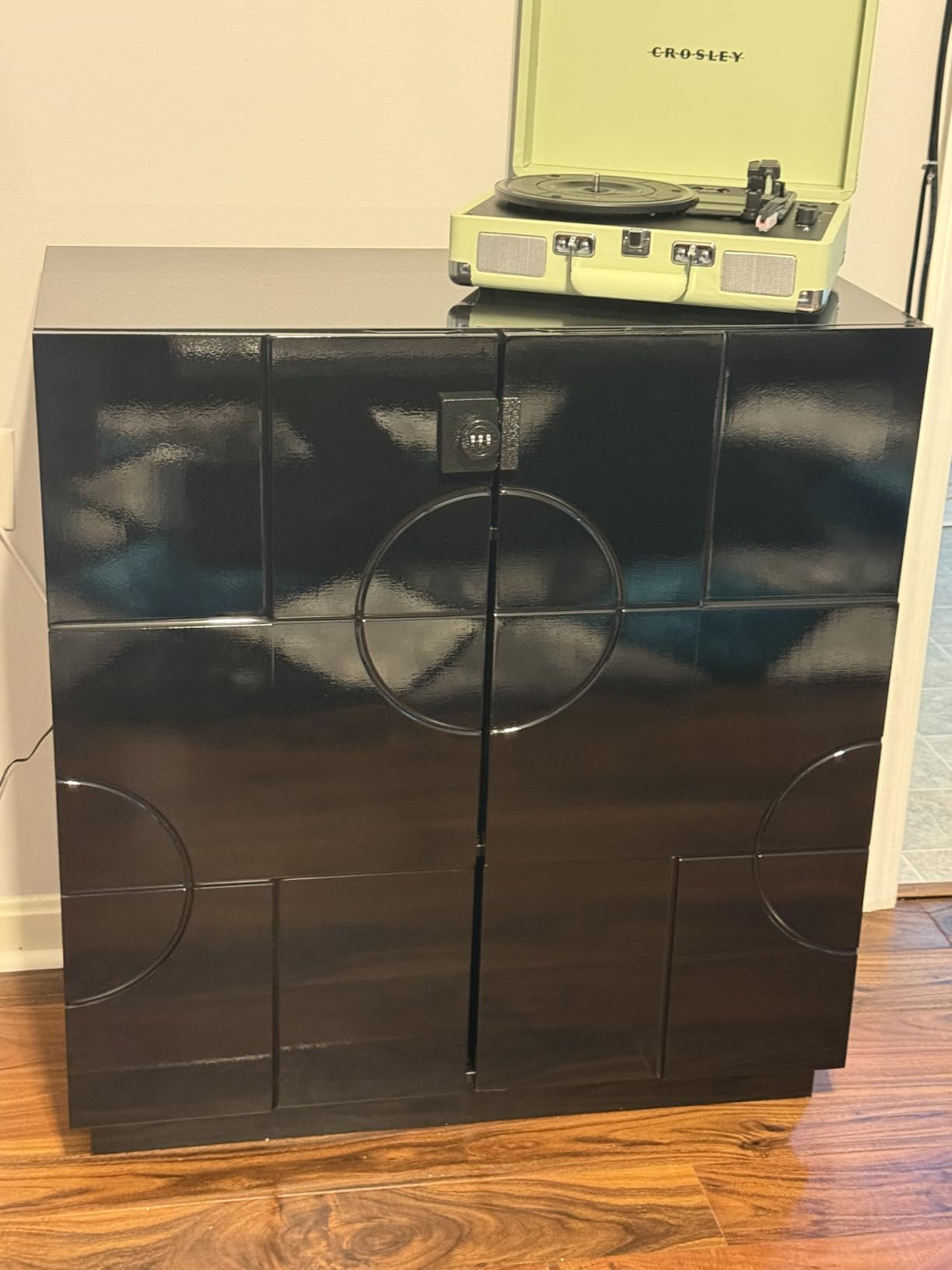 LVSOMT Sideboard Buffet Cabinet with Storage, Modern Accent Cabinet with Doors and Adjustable Shelve, 33