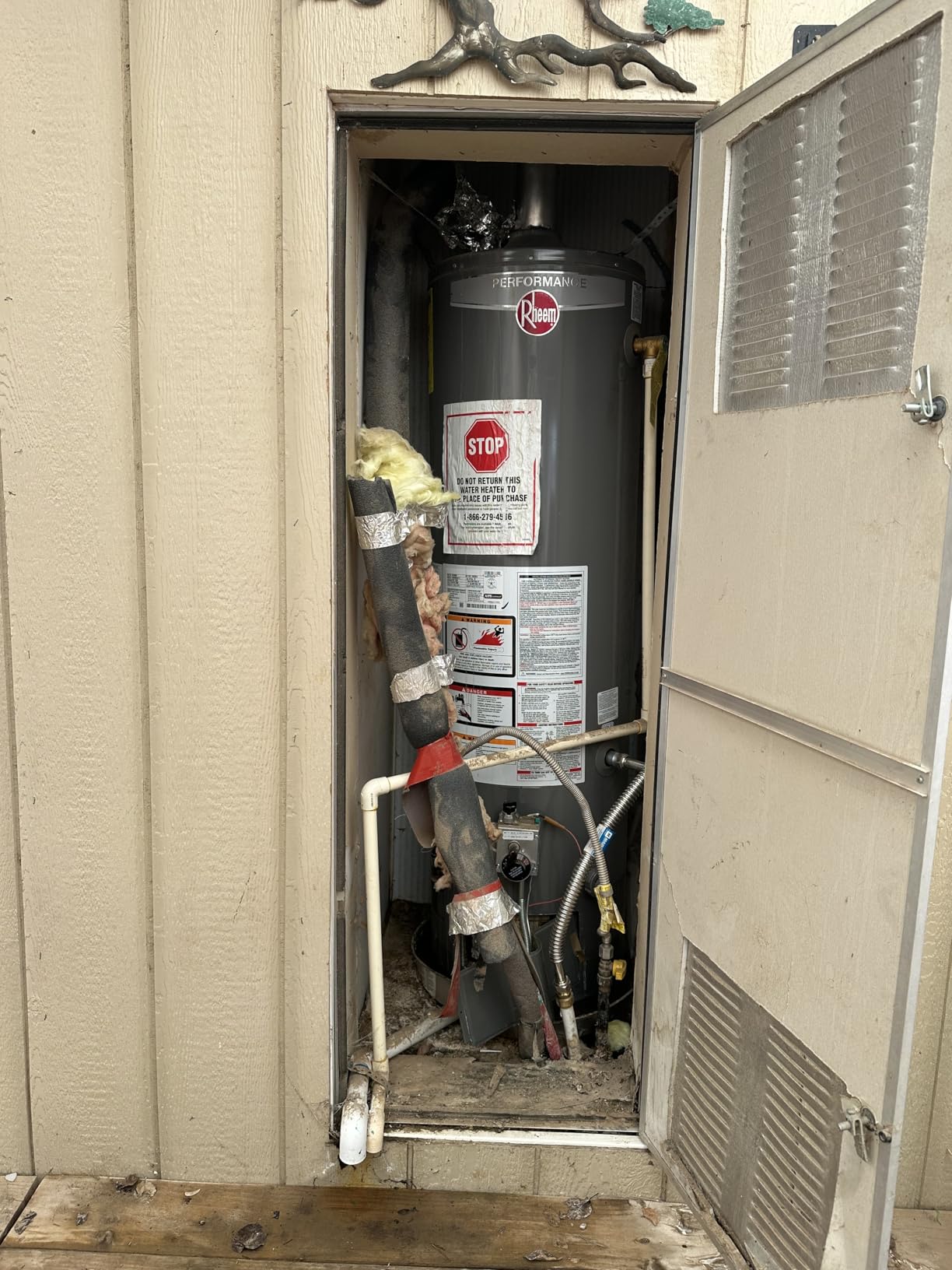 MIZUDO Natural Gas Tankless Water Heater, 199,000 BTU, Indoor Installation, Max 10.3 GPM, WiFi&APP Control, Non Condensing, High Efficiency for Large Families Residential Whole House customer photo 2