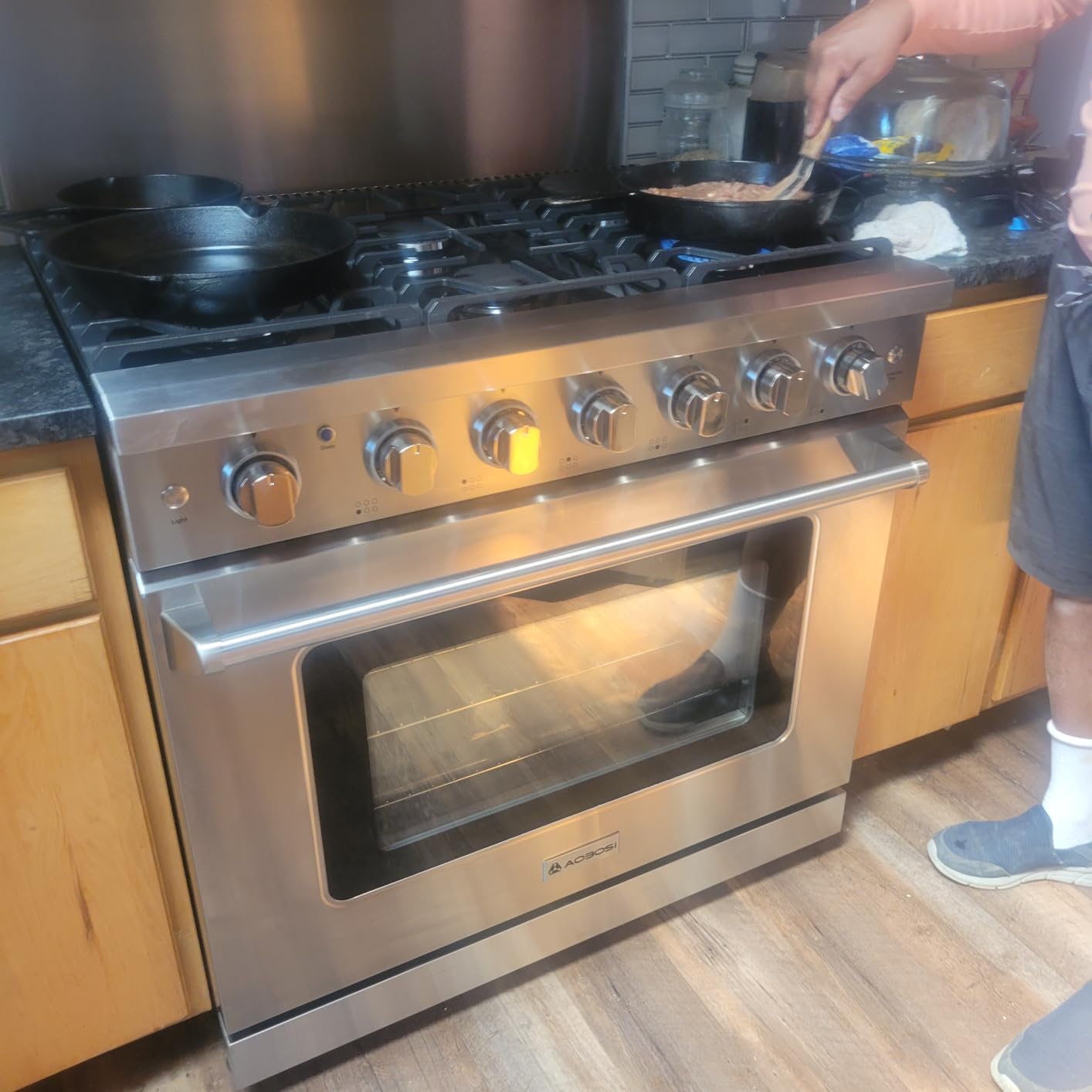 AAOBOSI 36 Inch Front Control Gas Range Oven with 6 Cooktop Burners, 6 Cu. Ft True Convection and Self Clean, Freestanding Stainless Steel Heavy Duty Gas Range Stove with Halogen Light,Large Capacity customer photo 1
