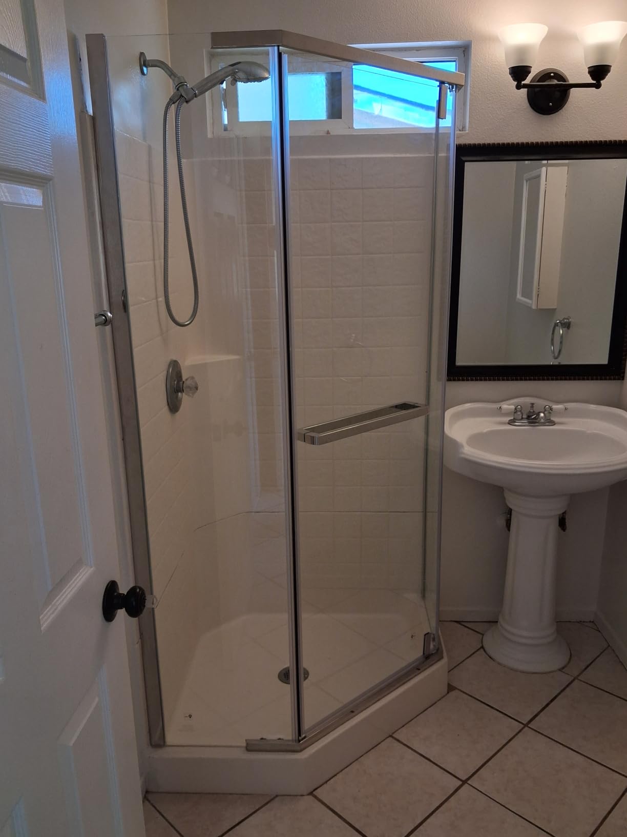 Neo-Angle Shower Door Kit, 36