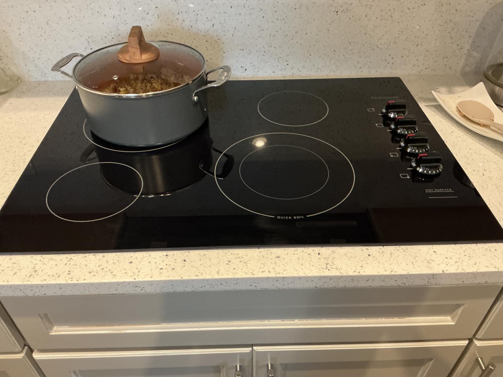 Frigidaire FFEC3025UB 30 Inch Electric Smoothtop Style Cooktop with 4 Elements in Black customer photo 1