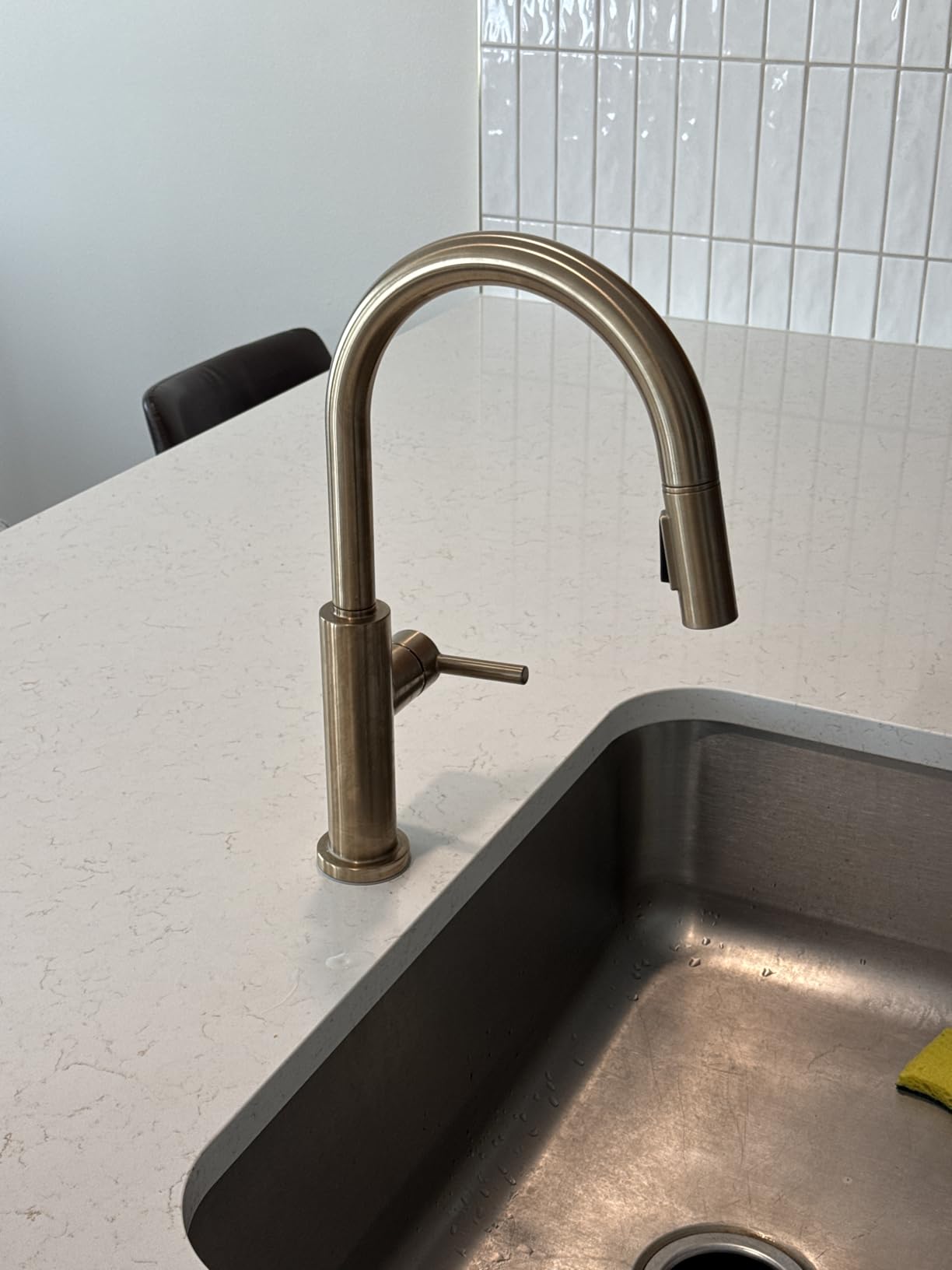 Delta Nicoli Matte Black Kitchen Faucet with Pull Down Sprayer, Bridge 3 Hole Modern Kitchen Sink Faucet, Two-Handle, Matte Black 19867LF-BL customer photo 2